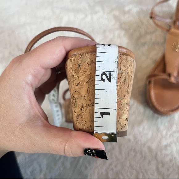 Tory Burch leather thong adjustable wedge sandals - Picture 7 of 11